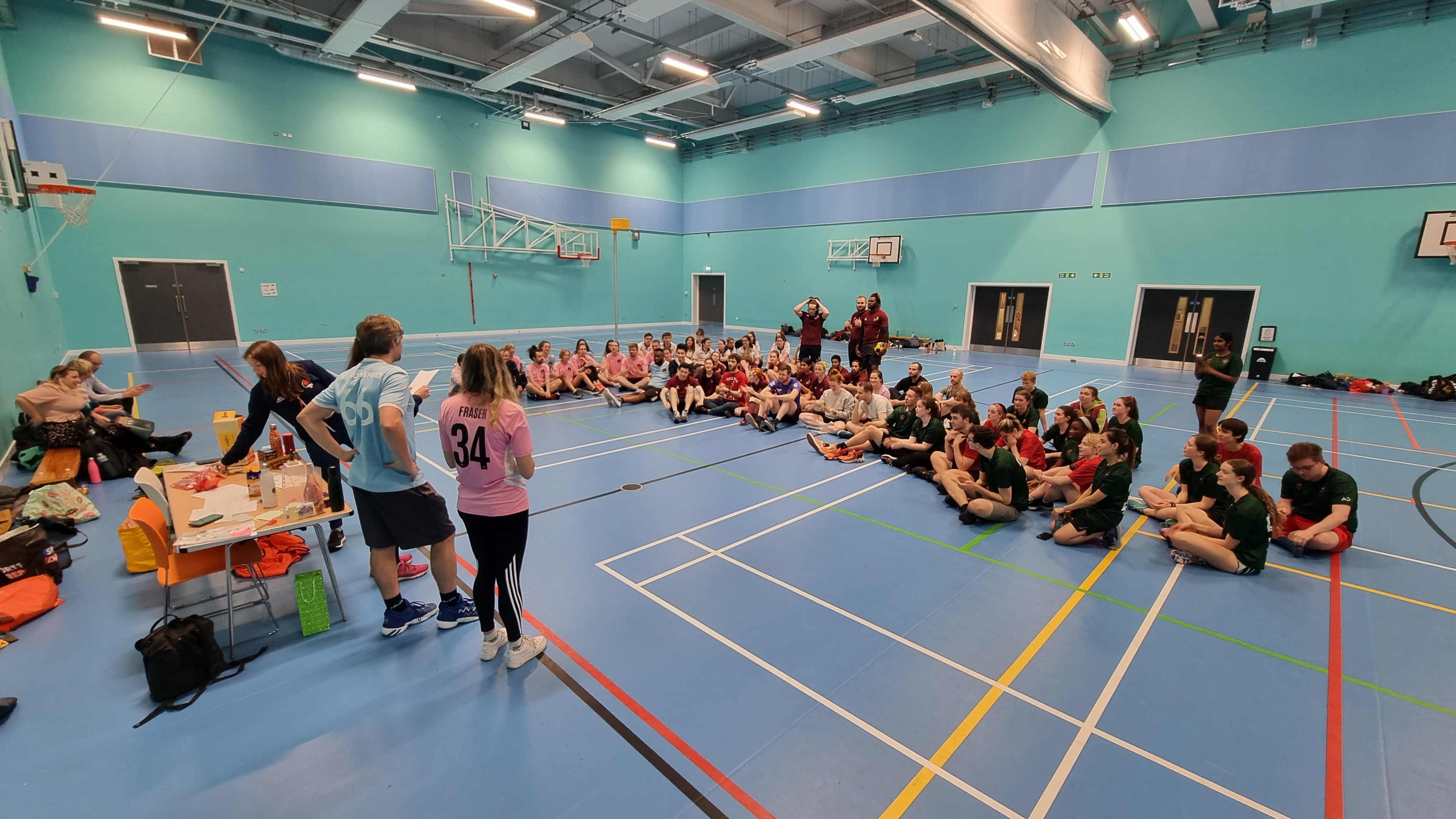 Glasgow Korfball Club team photo on court